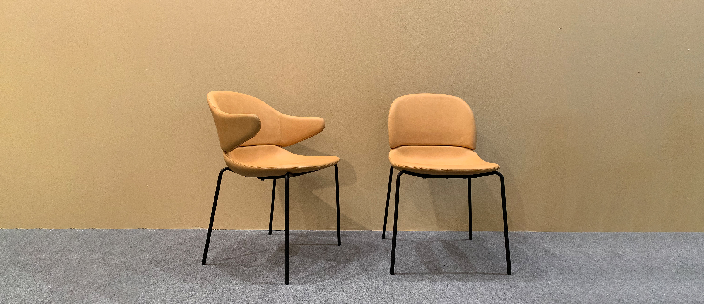 Hug Chair / Steel tube with arm